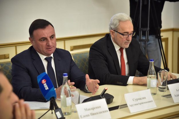 3c0891cd-8492-403d-a43f-1c541f4ec190