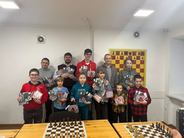 E4F7B958-CA99-44E2-8E04-2E0C71A703E6