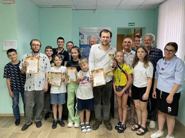 17BCD50D-0157-451B-A85A-6988590E1188