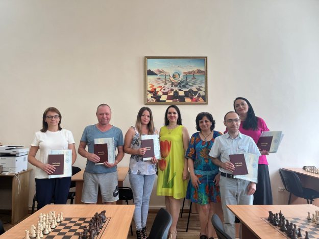 FF95A85A-1F25-480C-845C-D2088A60FB63