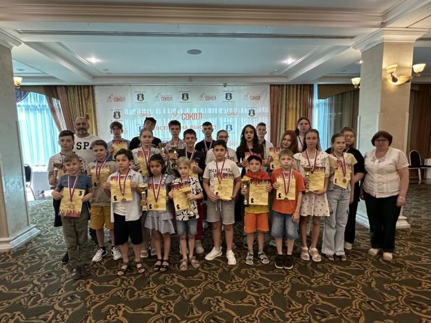 9BF6C0A1-14CD-483B-AFCD-03BB58D9336D